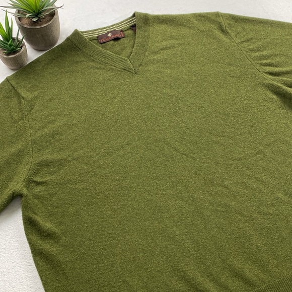 Toscano Wool Long Sleeve V Neck Sweater (Moss Green) - Picture 3 of 16